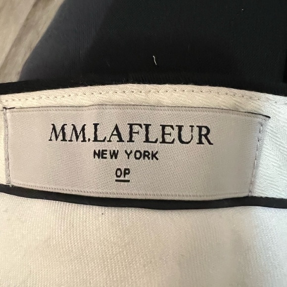 MM Lafleur Black straight leg pants 0P EUC - Picture 3 of 7